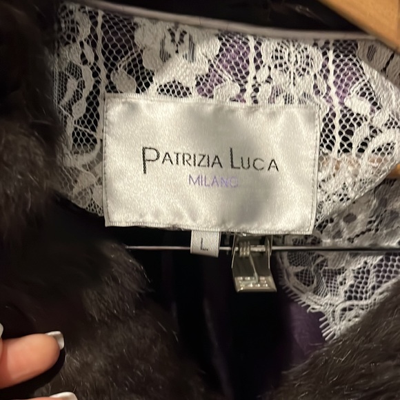 Brown real rabbit fur vest with cinched waist with sweater material. - Picture 4 of 5